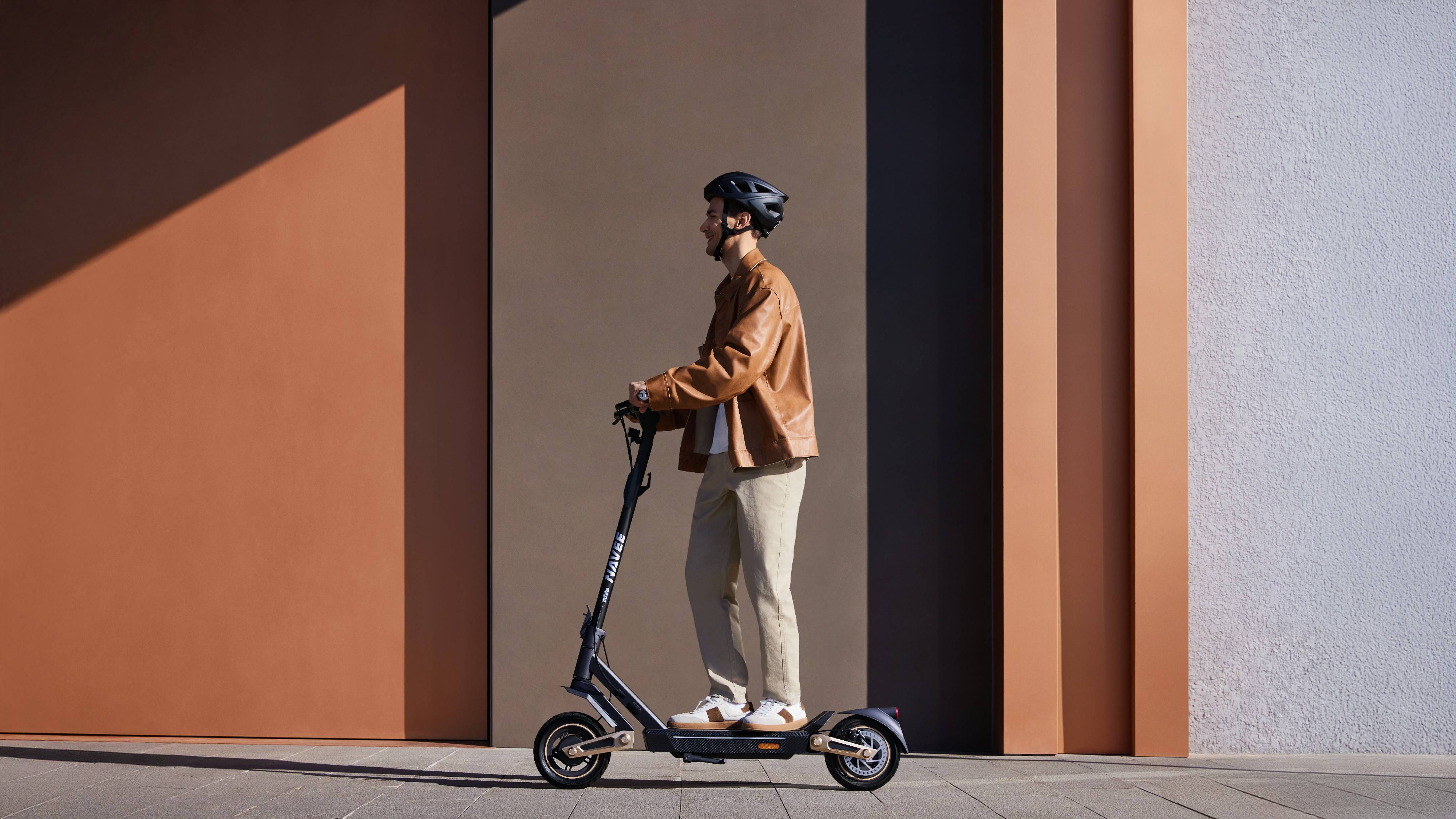 Navee滑板车强势登陆中国，以智能科技重塑城市出行新风尚