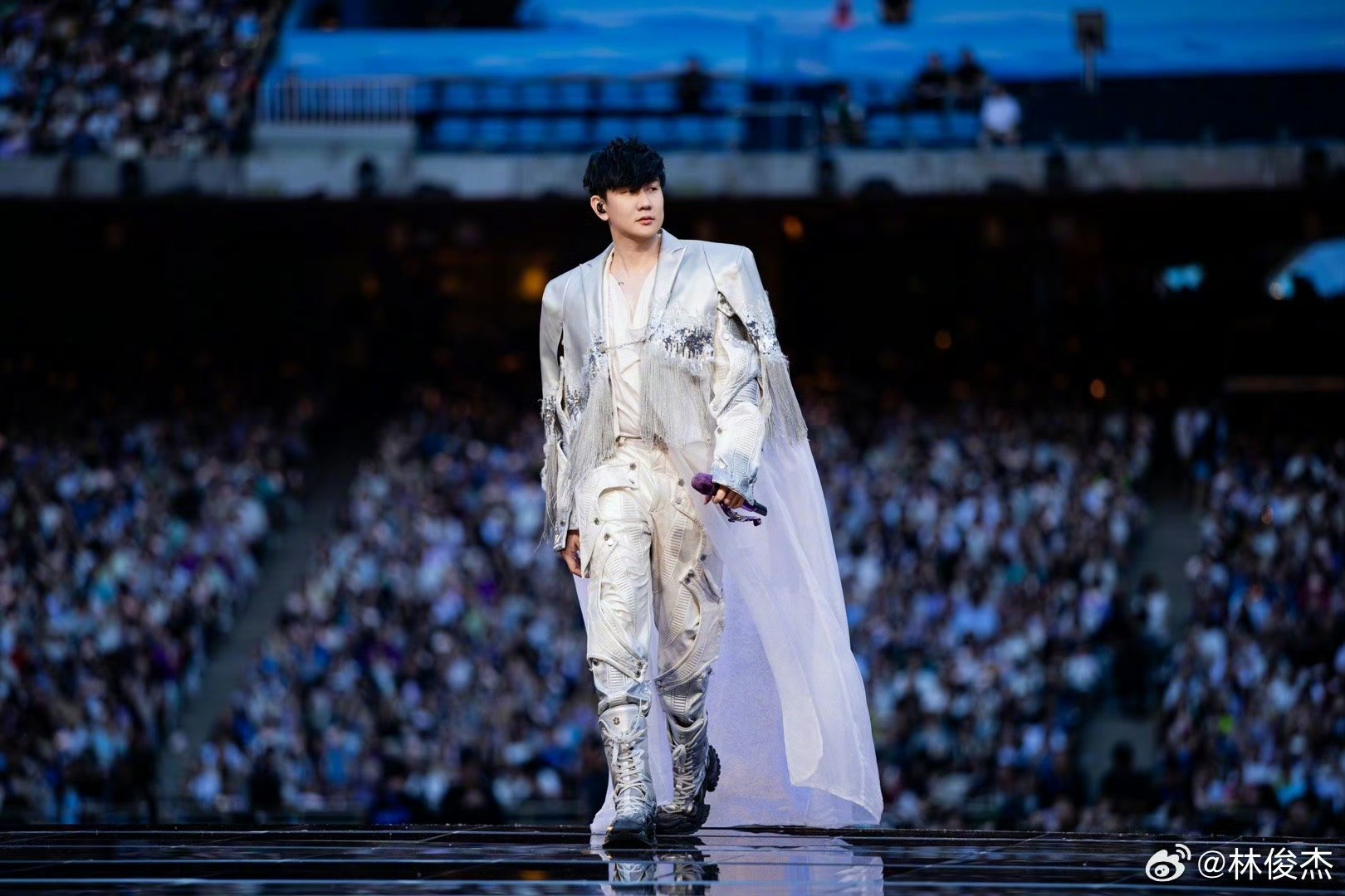 JJ林俊杰鸟巢欢庆JJ20百场 李玖哲、A-Lin、潘玮柏空降合唱 