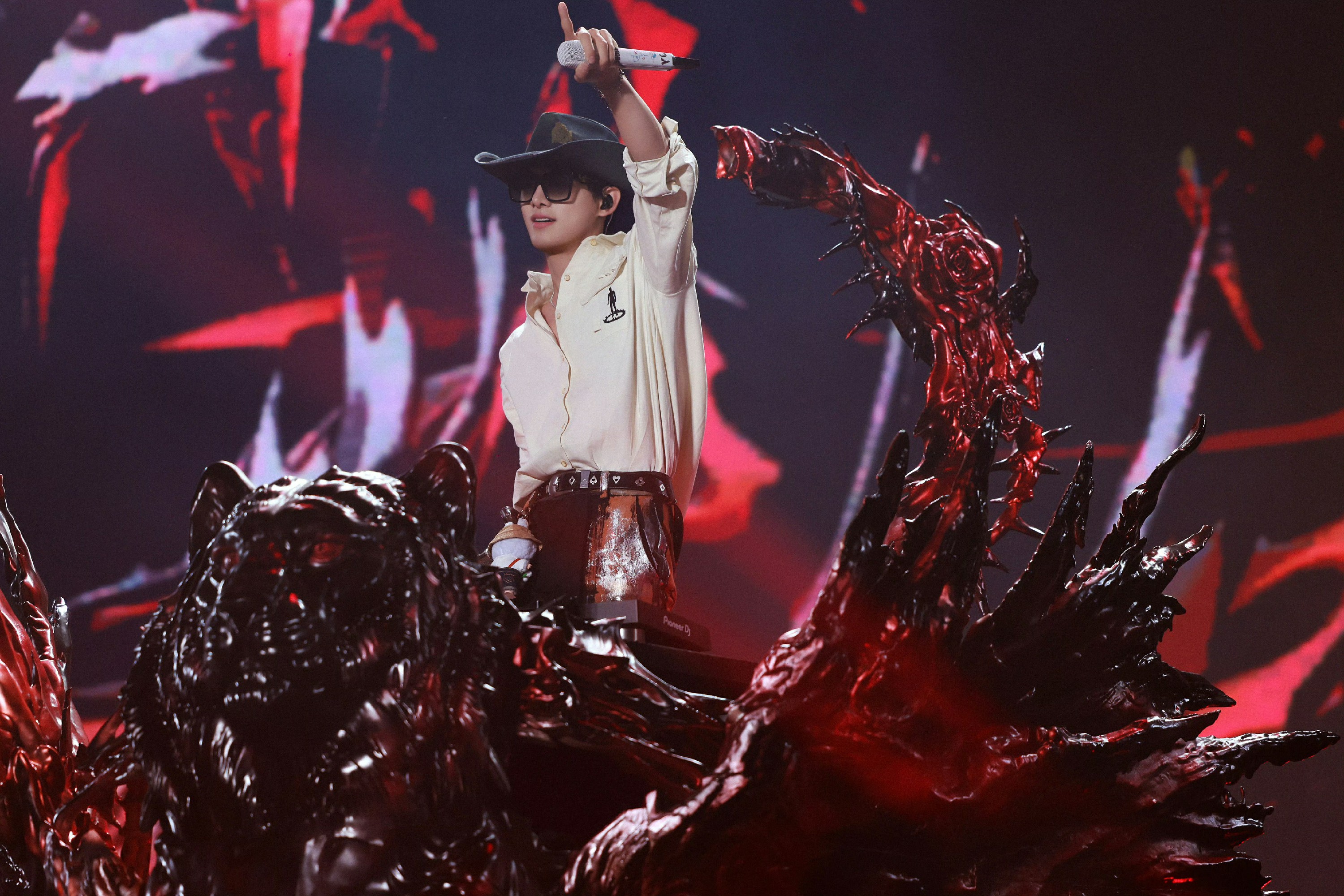 姚琛的音乐舞台进化论 「万里挑一」特别派对引万众期待 