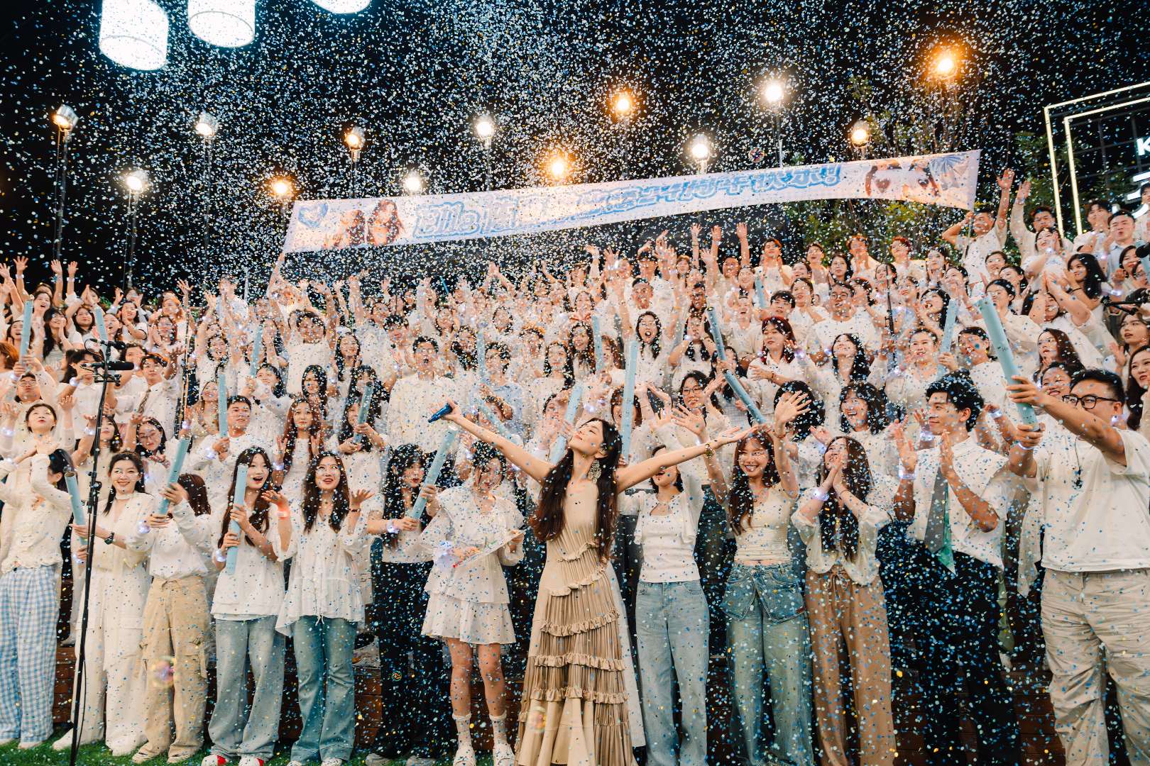 Ella个人巡演长沙首站启航 梦回“浪姐”出道夜