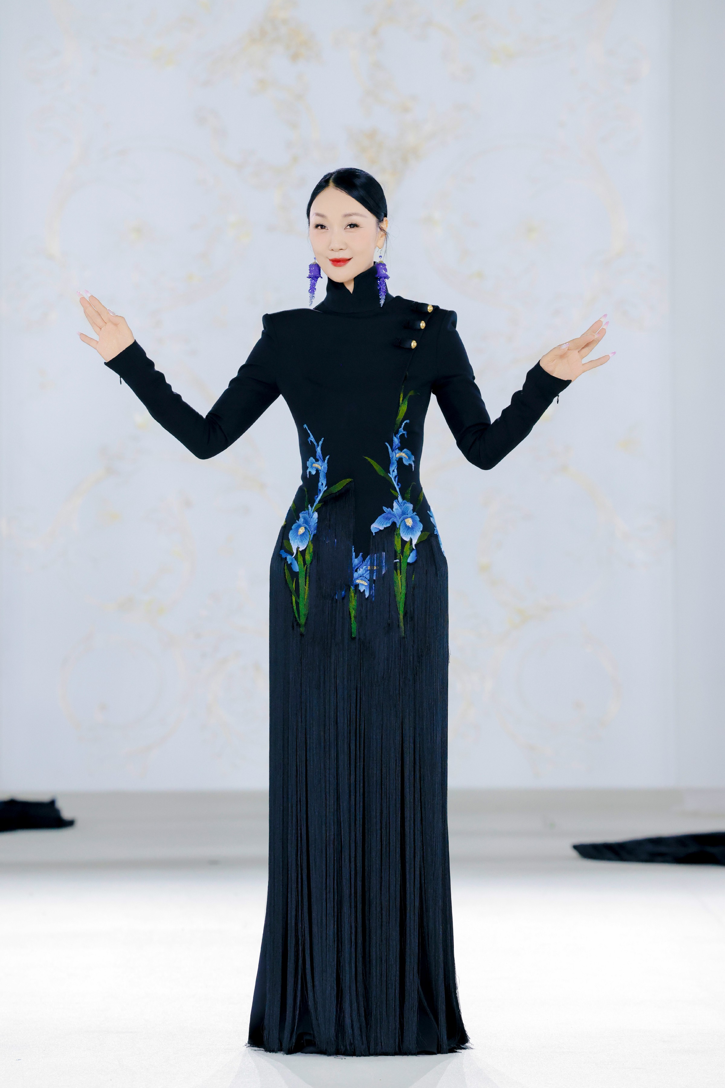 熊英·盖娅传说 | 2026SS | 花开米兰，璀璨盛放！