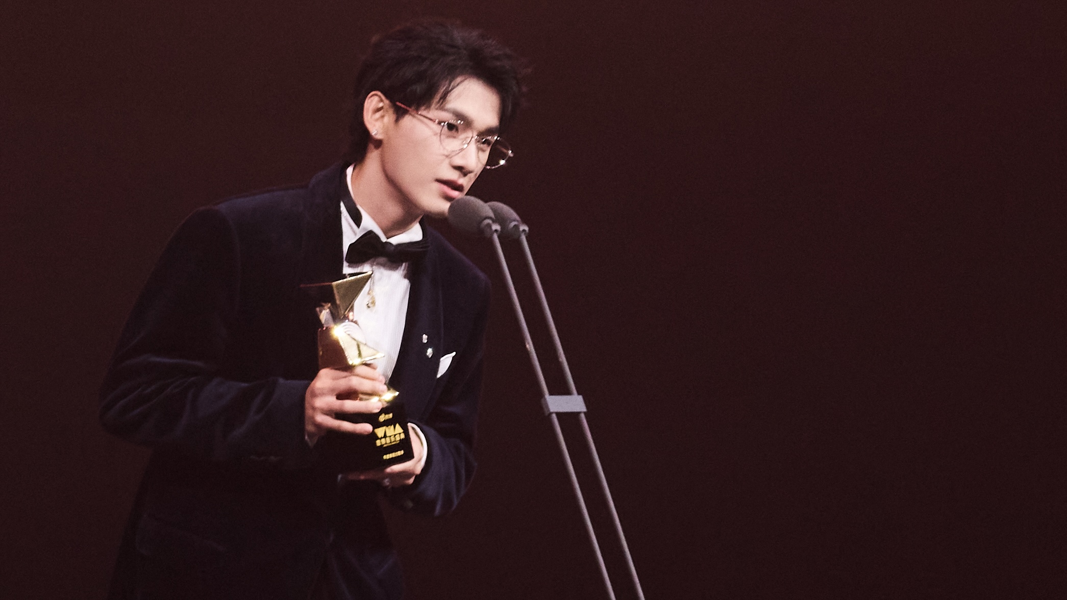 姚琛斩获WMA“年度表现力歌手大奖”夯实全能型实力派艺人身份