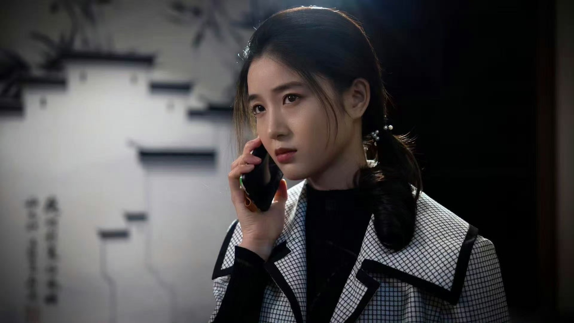 低调的95后演技派！贺雨禾携新作《别怕，社恐同学》来袭，不炒作的她终于藏不住了！ 