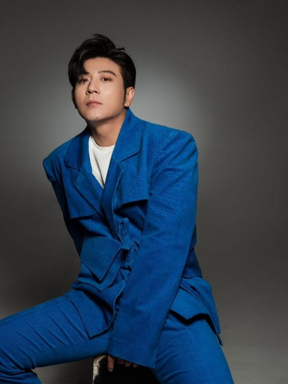 高晓攀《说点别的》2025喜剧专场全国巡演正式开票！ 