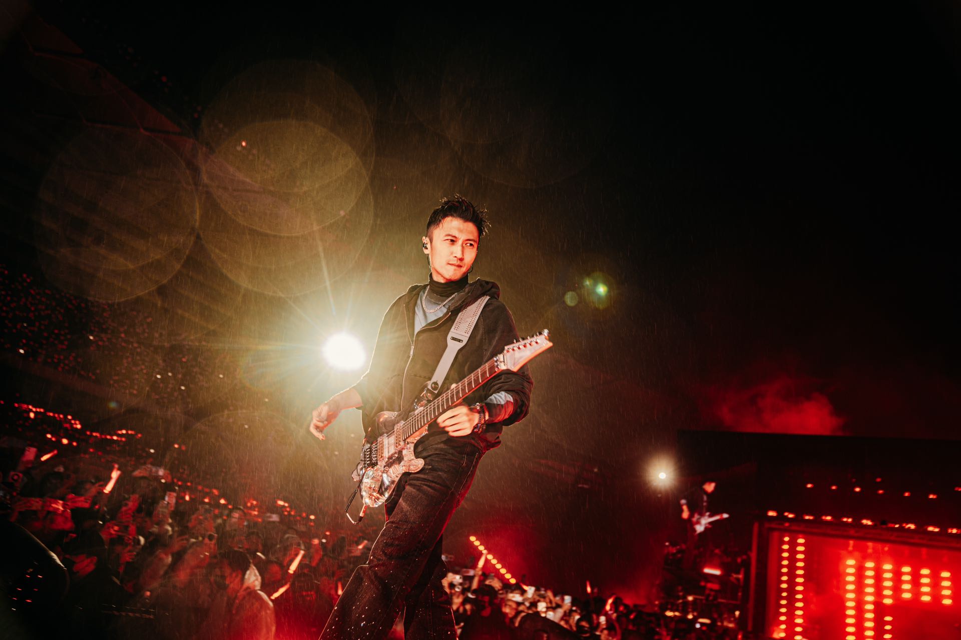 谢霆锋2025年「进化」暂告一段落，2026年我们再度进化！ 