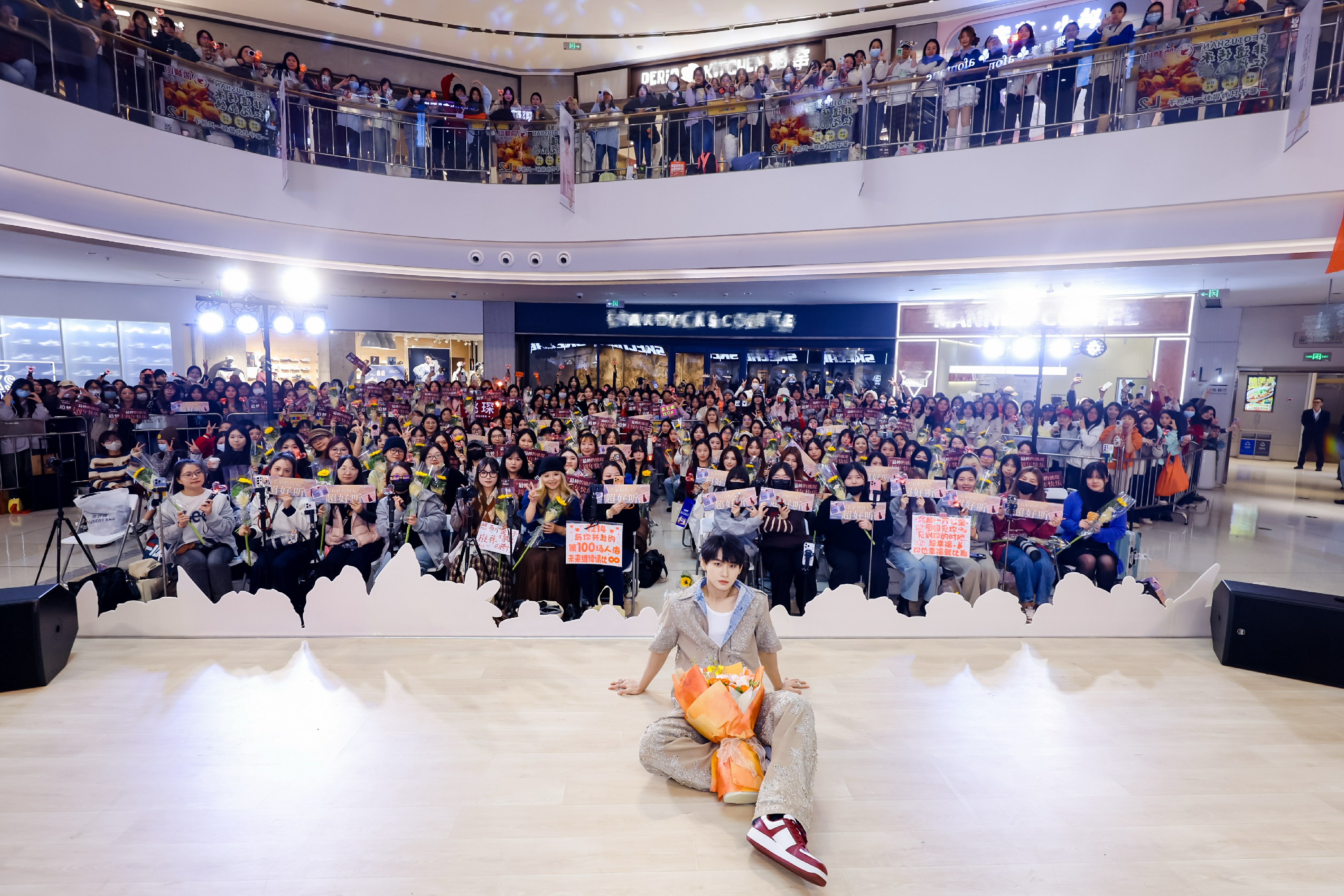 姚琛与粉丝“双向奔赴” 新歌《右肩的约定》落地活动温情收官 