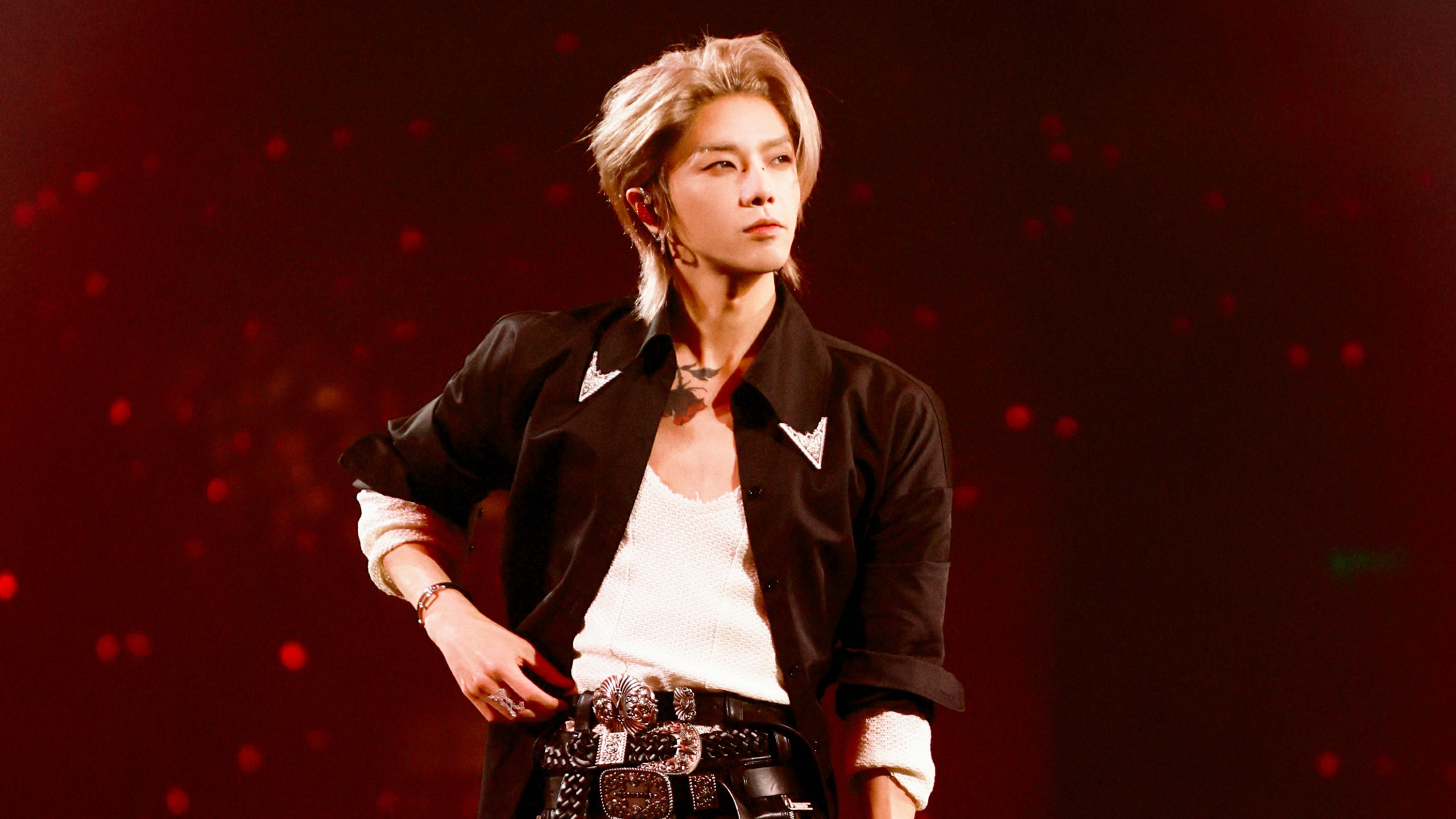 2026华晨宇火星演唱会南宁开唱 与歌迷共迎新年 