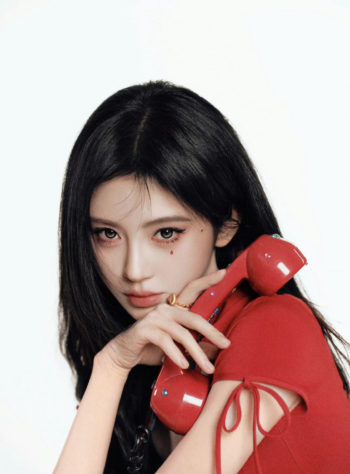 001OXMtPgy1iafwr4sxjij61jk2351kx02